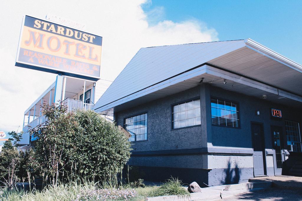 Stardust Motel カムローズ エクステリア 写真